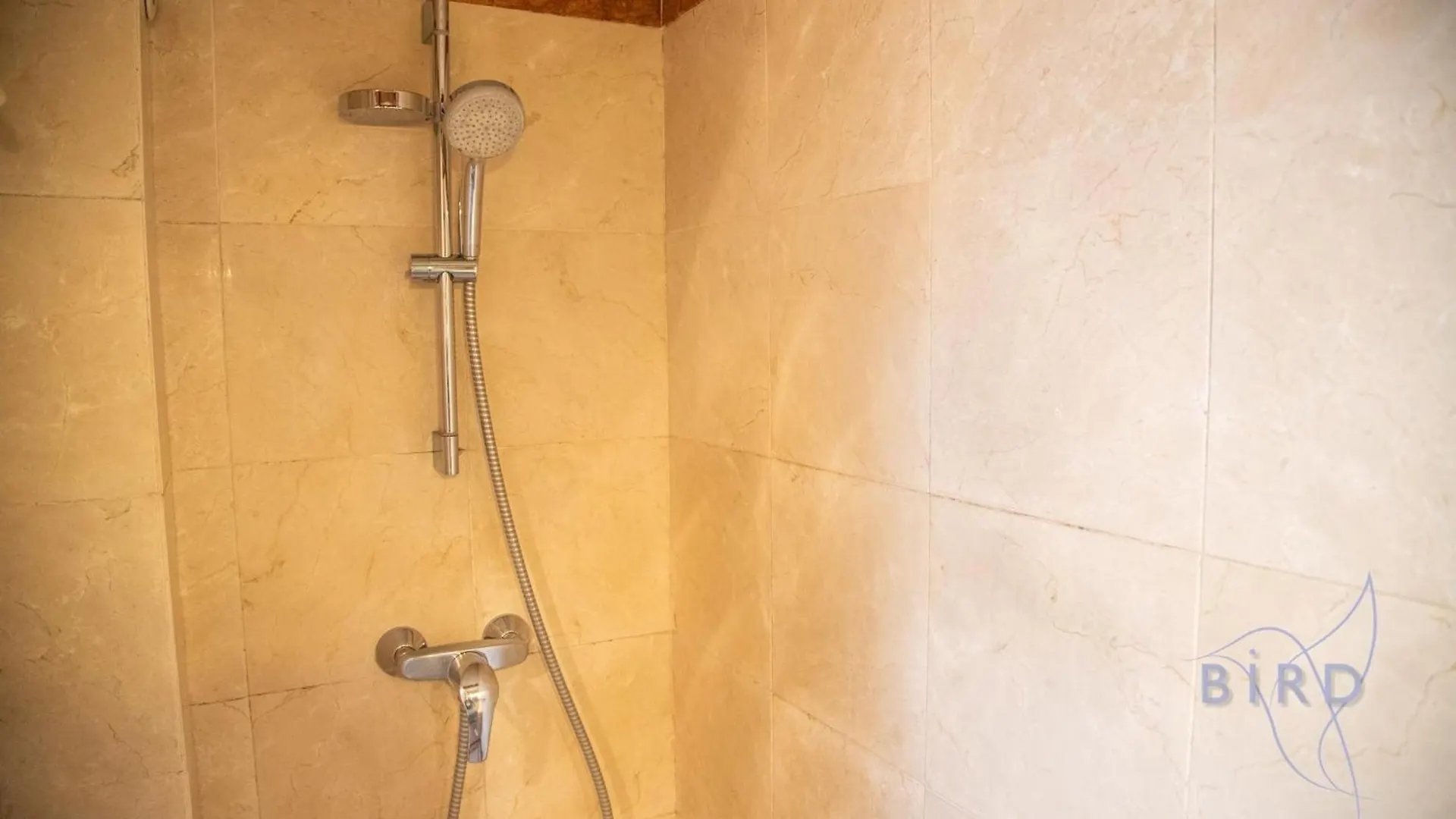 Charm And Authenticity Your Getaway In Cagnes-Sur-Mer! Francie